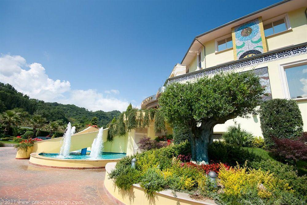 L'Isola Di Aurora Hotel Martirano Kültér fotó